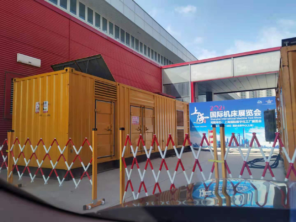 嘉荫出租发电机-柴油发电机和汽油发电机哪个更好一些？