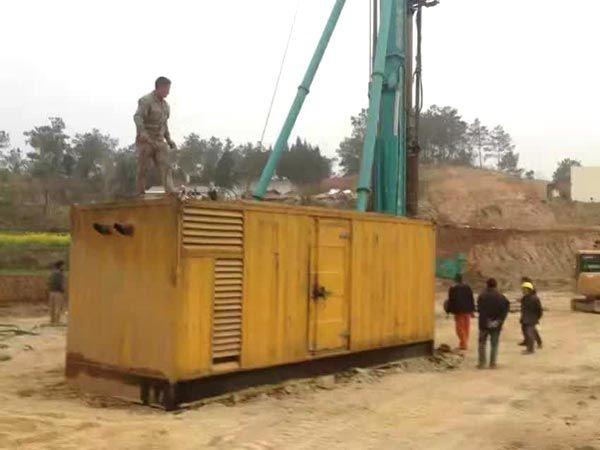 嘉荫如何判断水冷式机油散热器密封件是否需要更换？