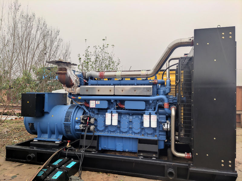 嘉荫柴油发电机组更换机油时，应遵循哪些步骤？